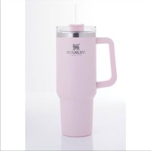 Stanley Quencher 40 oz. Brand New Petal